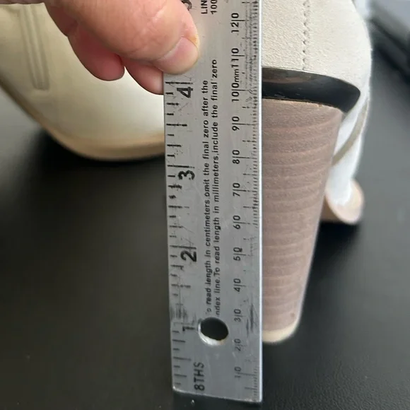 DKNY 8.5M Off White Tizz Embellished Pointed Toe Ankle Booties WESTERN SUEDE - Picture 15 of 15